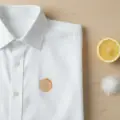 Enlever une tache de rouille : vêtements, linge blanc et linge ancien piqué